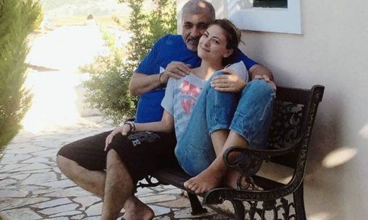 Καμπούρη: Το «τρυφερό» μήνυμα στον μπαμπά της