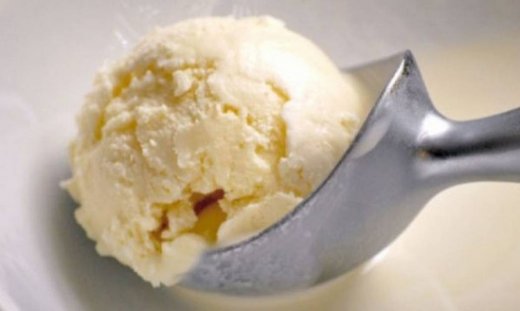 Συνταγή για παγωτό βανίλια με μπισκότο με 5 υλικά!