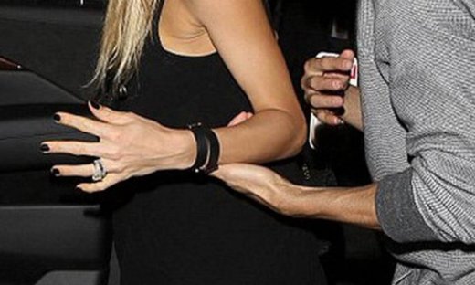 Θα το πάρει τελικά το κορίτσι μετά από 14 χρόνια σχέσης! Πασίγνωστος τραγουδιστής αρραβωνιάστηκε!