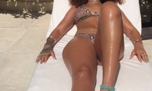 Πέσατε σε κατάθλιψη με τα ψιλόλιγνα celebrity κορμιά;Η star αυτή θα σας κάνει ευτυχισμένες