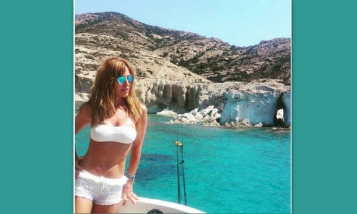 Βίκυ Χατζηβασιλείου και ξερό ψωμί! Έριξε το Instagram με την σέξι αρετουσάριστη φωτογραφία της!