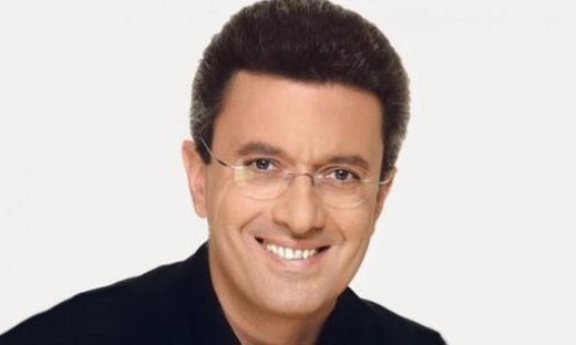 Ολόκληρος άντρας πια ο γιος Χατζηνικολάου κορίτσια!