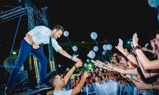 Κωνσταντίνος Αργυρός: Η μαγική βραδιά στην Θεσσαλονίκη και το Αστέρι της Ευχής