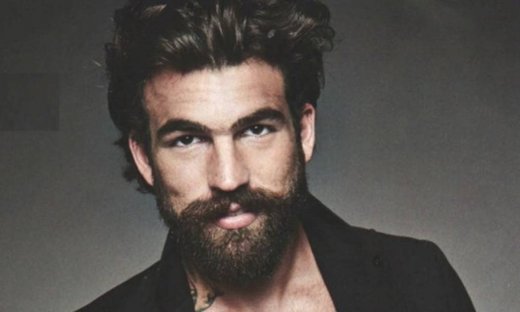 Δείτε τη διαγωνιζόμενη των Star Cyprus με τις ζαρτιέρες που τρέλανε τον Αλεξάνδρου