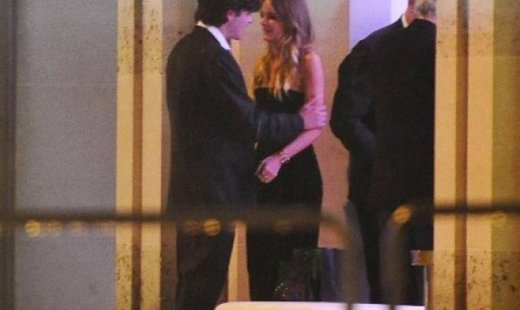 Ποια επανασύνδεση με τον πρώην; Με νέο αμόρε εθεάθη η διάσημη κυρία!