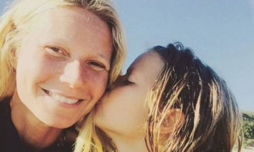 Η κόρη της Gwyneth Paltrow μεγάλωσε και είναι ίδια η μαμά της