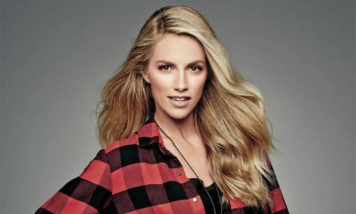 Ντορέττα Παπαδημητρίου: «Σκληρή κριτική έχω μάθει στη ζωή μου»