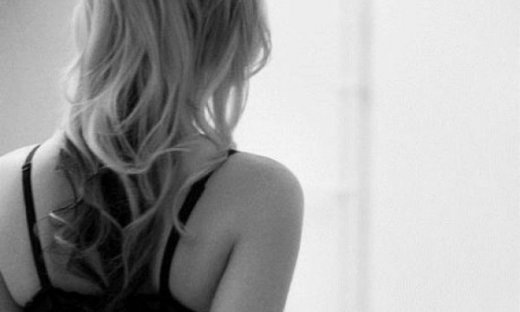 Πρώτη φορά σεξ μαζί του; Αυτές είναι οι ατέλειες που δε θα προσέξει πάνω σου