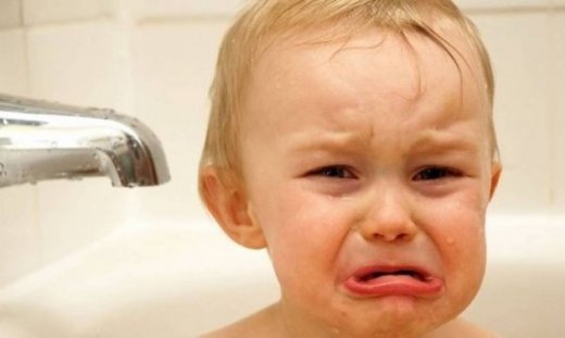 Πώς να κάνετε μπάνιο στο παιδί σας εύκολα και χωρίς γκρίνια