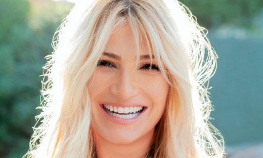 Φαίη Σκορδά: «Δεν θα μπορούσα ποτέ να πω πως δεν θέλω άλλο παιδί»