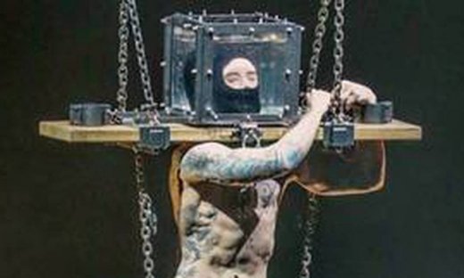 Προκαλεί το θάνατο ο νέος Χουντίνι