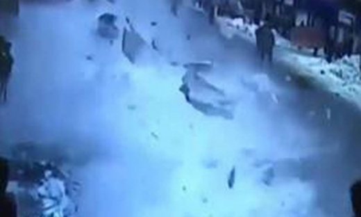 Θάφτηκαν ζωντανοί κάτω από το χιόνι