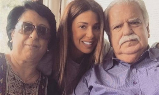 Ελένη Χατζίδου: Η τρυφερή φωτογραφία με τους γονείς της