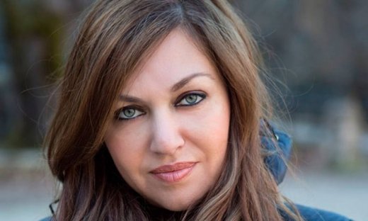 Καίτη Γαρμπή: «Δεν αισθάνομαι απειλή, θέλω να είμαι γενναιόδωρη…»