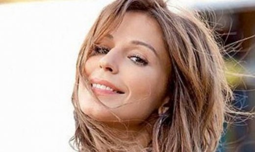 Κατερίνα Παπουτσάκη: Δείτε την ηθοποιό σε ηλικία 8 Χρονών!