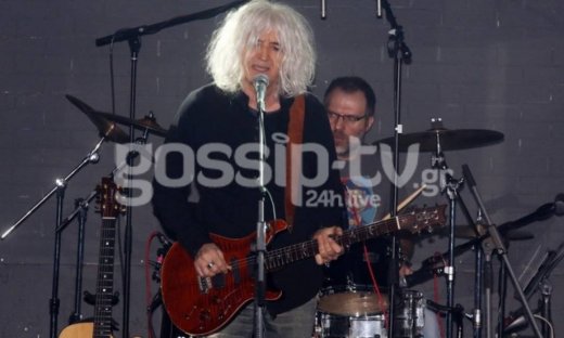 Η πρεμιέρα του Καρβέλα χωρίς την Πάνια στο πλευρό του