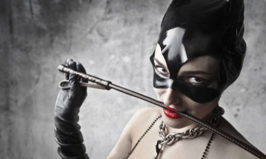 Ζώδια και roleplay sex: Ποια στολή θα τον ξετρελάνει;