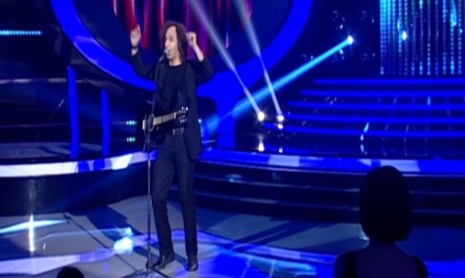 YFSF 3: Αποθεώθηκε ο Γιάννης Κρητικός μεταμφιεσμένος σε Βασίλη Παπακωνσταντίνου