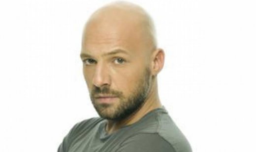 Νίκος Μουτσινάς: Θα παρουσίαζε εκπομπή με την Μακρυπούλια;