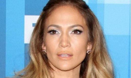 Η Jennifer Lopez έκανε άλλη μια πραγματικά εκθαμβωτική εμφάνιση