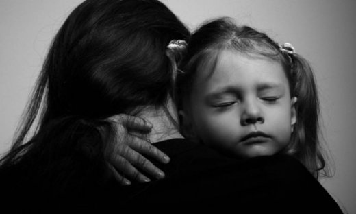 Κατάθλιψη γονέα: Πώς επηρεάζει τα άλλα μέλη της οικογένειας