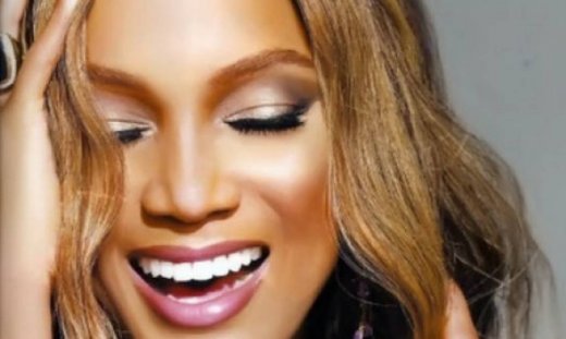 Tyra Banks: Η συγκινητική φωτογραφία με το μωρό και τη μαμά της