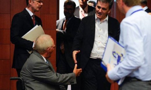 Μυστική συνάντηση Σόιμπλε - Τσακαλώτου για το χρέος - Τι συζήτησαν