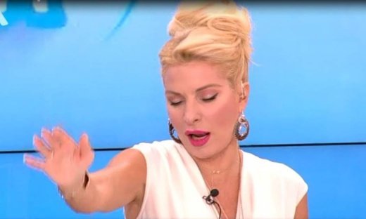 Ελένη Μενεγάκη: Τι είπαν οι συνεργάτες της για τον Άγγελο και η παρουσιάστρια εκνευρίστηκε