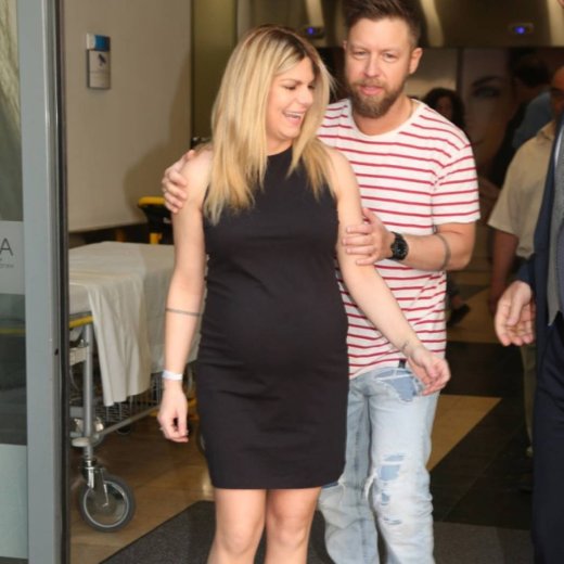 Δυο ευτυχισμένοι γονείς