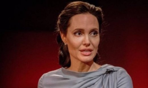 Την Angelina Jolie την ξέρεις πολύ καλά. Τον αδερφό της, όμως, τον έχεις δει ποτέ;