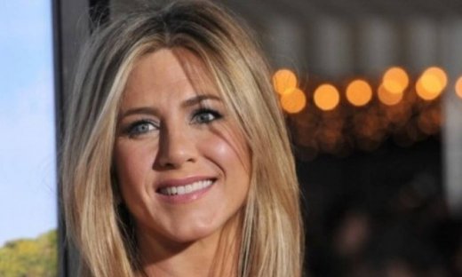 Δεν τον είχαμε ξαναδεί ποτέ! Αυτός είναι ο αδερφός της Jennifer Aniston