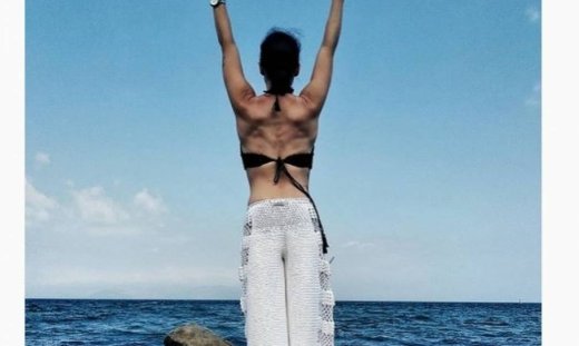 Πόσες ώρες γυμναστική χρειάστηκε για να χτίσει αυτό το κορμί;