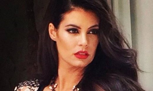 Μαρία Κορινθίου: «Ότι μένουν πολλοί άνθρωποι στην εμφάνιση με ξεπερνάει»