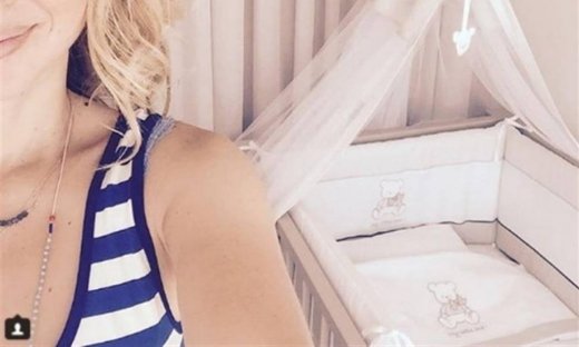 Η Ελληνίδα εγκυμονούσα παρουσιάστρια ετοίμασε το παιδικό δωμάτιο της κόρης της