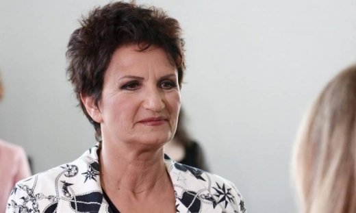 Η Άλκηστις Πρωτοψάλτη κάνει… «Παιχνίδι με το χρόνο»