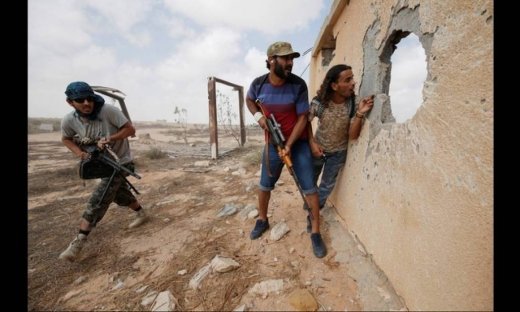 Γκόραν Τομάσεβιτς: ημερολόγιο ενός πολεμικού φωτορεπόρτερ στη Λιβύη