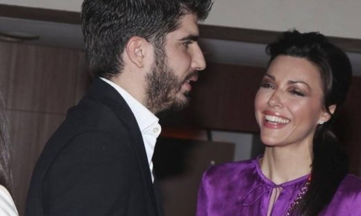 Σίσσυ Φειδά: H πρώτη βόλτα με τη νεογέννητη κόρη της (φωτό)