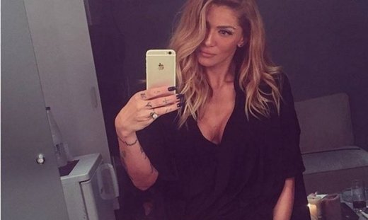 Αγγελική Ηλιάδη: Τι έκανε και ενόχλησε τον μεγάλο της γιο, τον Μπαμπίνο; (φωτό)