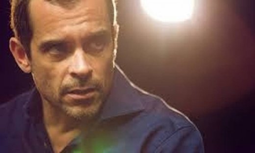 Μαρκουλάκης: «Έχω φροντίσει να μην θαμπωθεί νωρίτερα ο γιος μου από τον μαγικό κόσμο του θεάτρου»