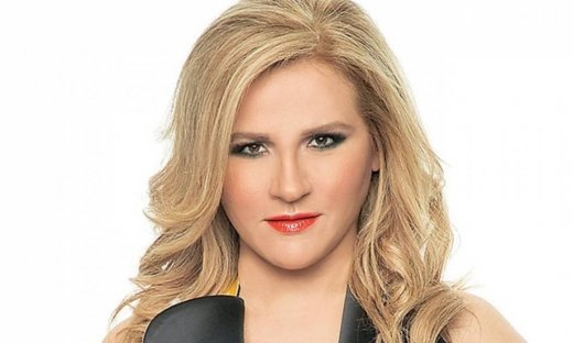 Μπέσυ Μάλφα: «Είναι δύσκολο όταν είσαι μακριά από την οικογένεια σου»