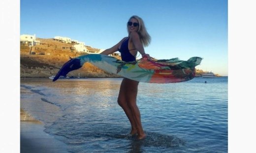 Κωνσταντίνα Σπυροπούλου: Happy στην Μύκονο