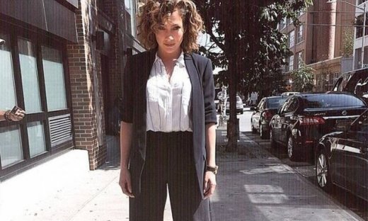 Η Jennifer Lopez πήγε να συναντήσει τον πρώην με το πιο θηλυκό της outfit