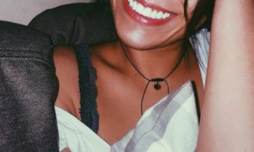 Οι διακοπές τελείωσαν αλλά της άφησαν έξι κιλά!