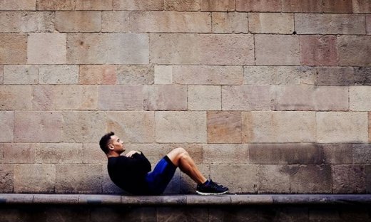 Πόνοι στη μέση: Ποιες είναι οι κατάλληλες ασκήσεις