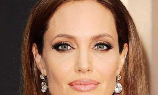 «Γελάνε και οι πέτρες»: Αυτό που ζητάει η Angelina Jolie από την Aniston είναι αδιανόητο