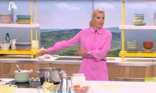 Ελένη: Έπαθε πλάκα με τον συνεργάτη της που έχει να ζυγιστεί 15 χρόνια!