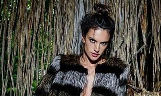 Η νέα αποκαλυπτική φωτογράφηση της Alessandra Ambrosio