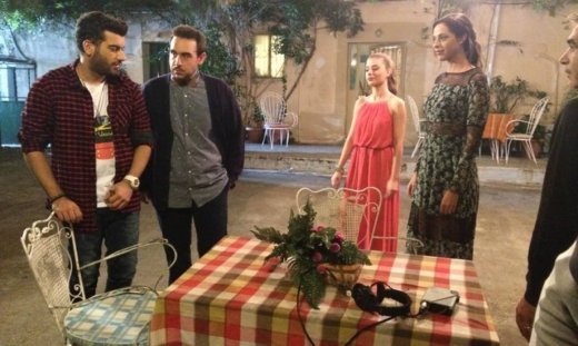 Έλα στη θέση μου: Η Ισμήνη κάνει τον Μίμη να το φυσάει και να μην κρυώνει