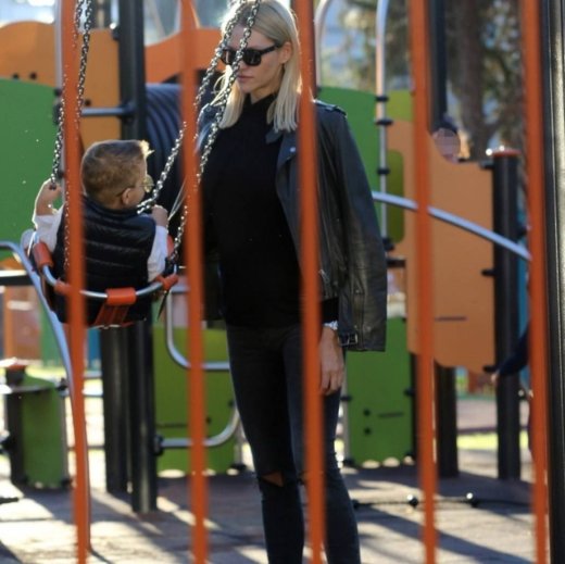 Κούνια μπέλα...