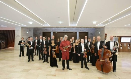 Βιεννέζικα βαλς στη Χριστουγεννιάτικη Αθήνα